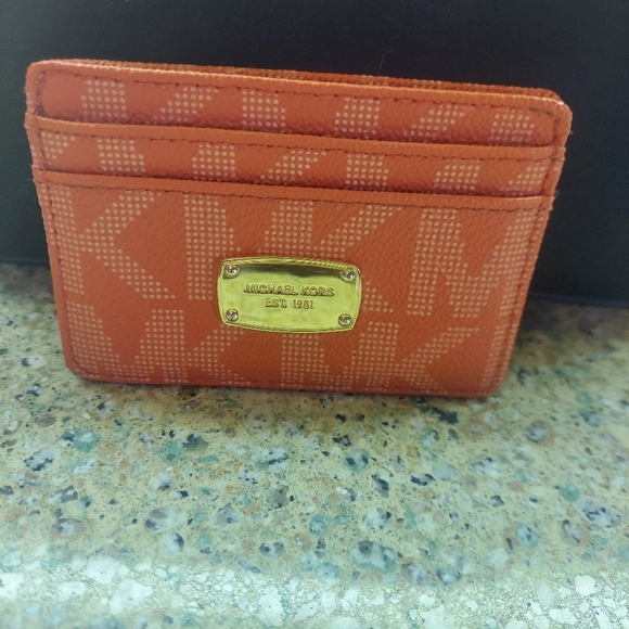 MICHAEL KORS Black Nylon Crossbody Set - Picture 6 of 10